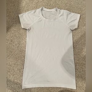 Lululemon Swiftly Tech Tank Size 6
